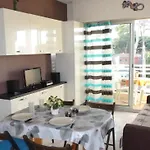 Résidence Bona, Vue Hippodrome Et Mer, Clim Appartement