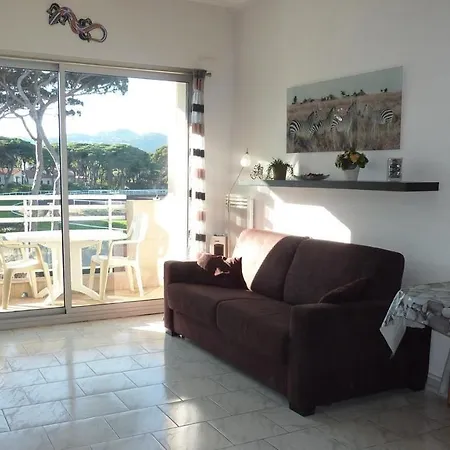 Résidence Bona, Vue Hippodrome Et Mer, Clim Appartamento *