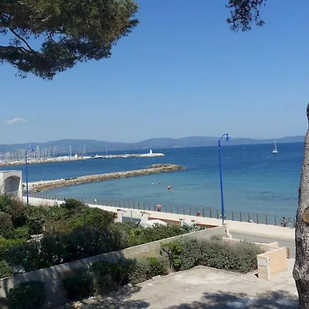 Bona, Vue Hippodrome Et Mer, Clim הייר